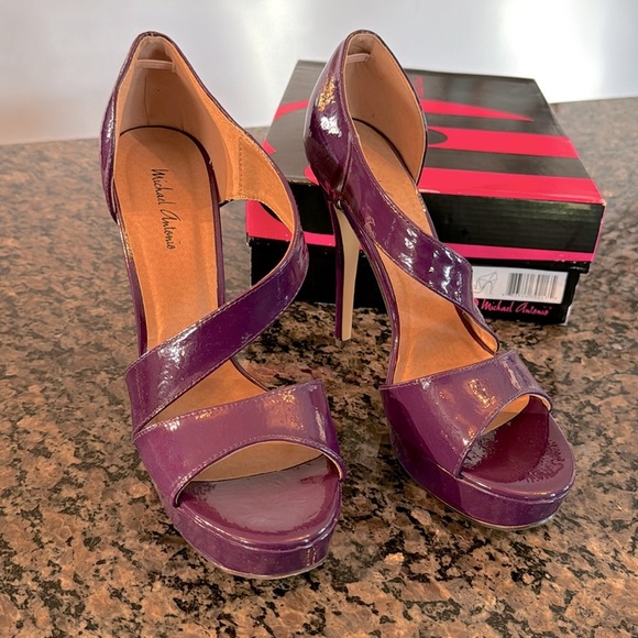 Michael Antonio purple patent leather open toe heel NIB 9 - Picture 1 of 10